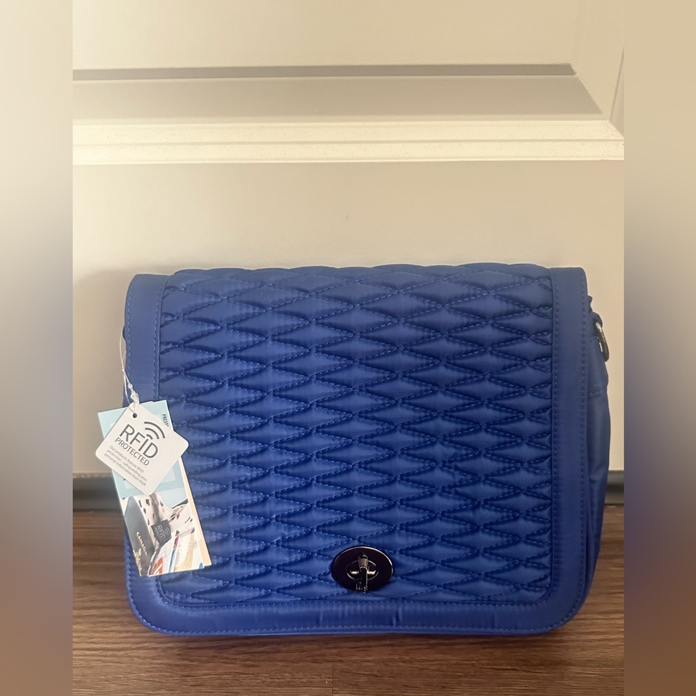 lug Presto Crossbody in Cobalt